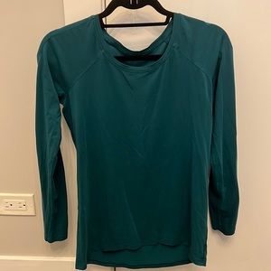 Lululemon Women’s Green Longsleeve